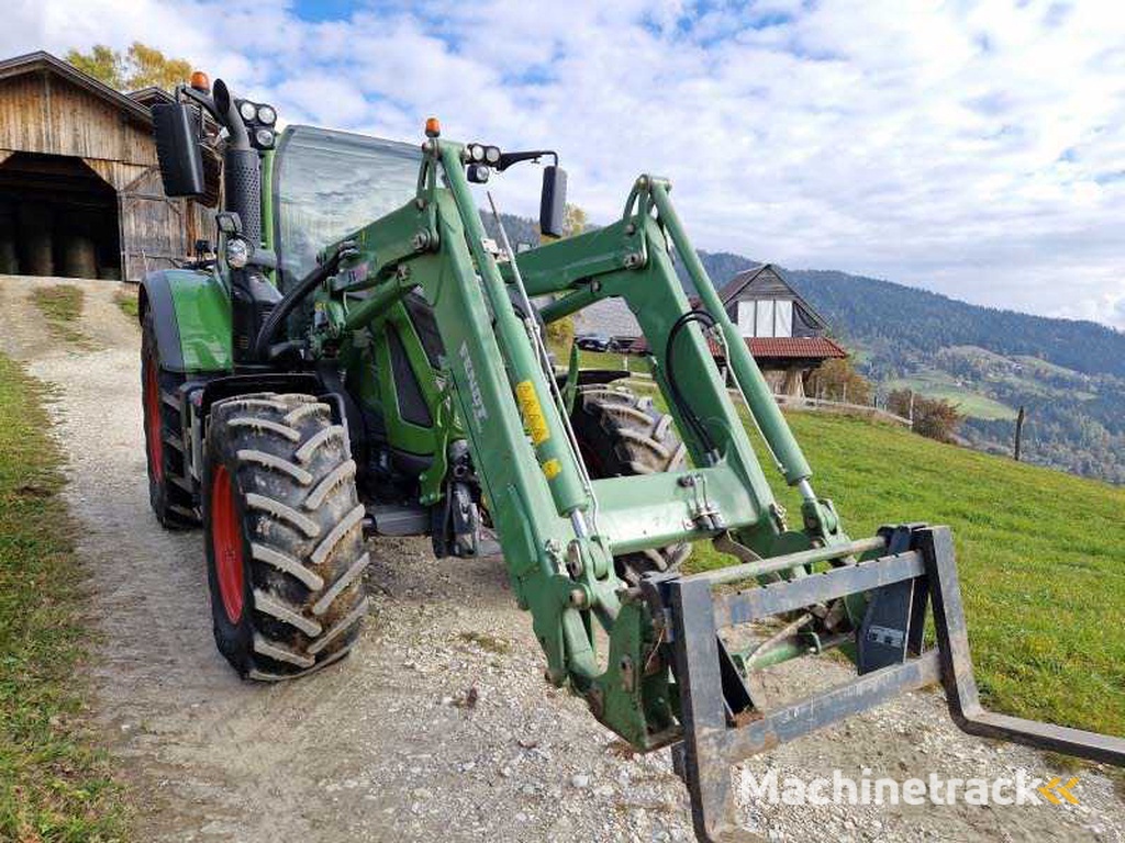 Fendt - 716 Vario - 2019 - Landbouwtractor met vierwielaandrijving