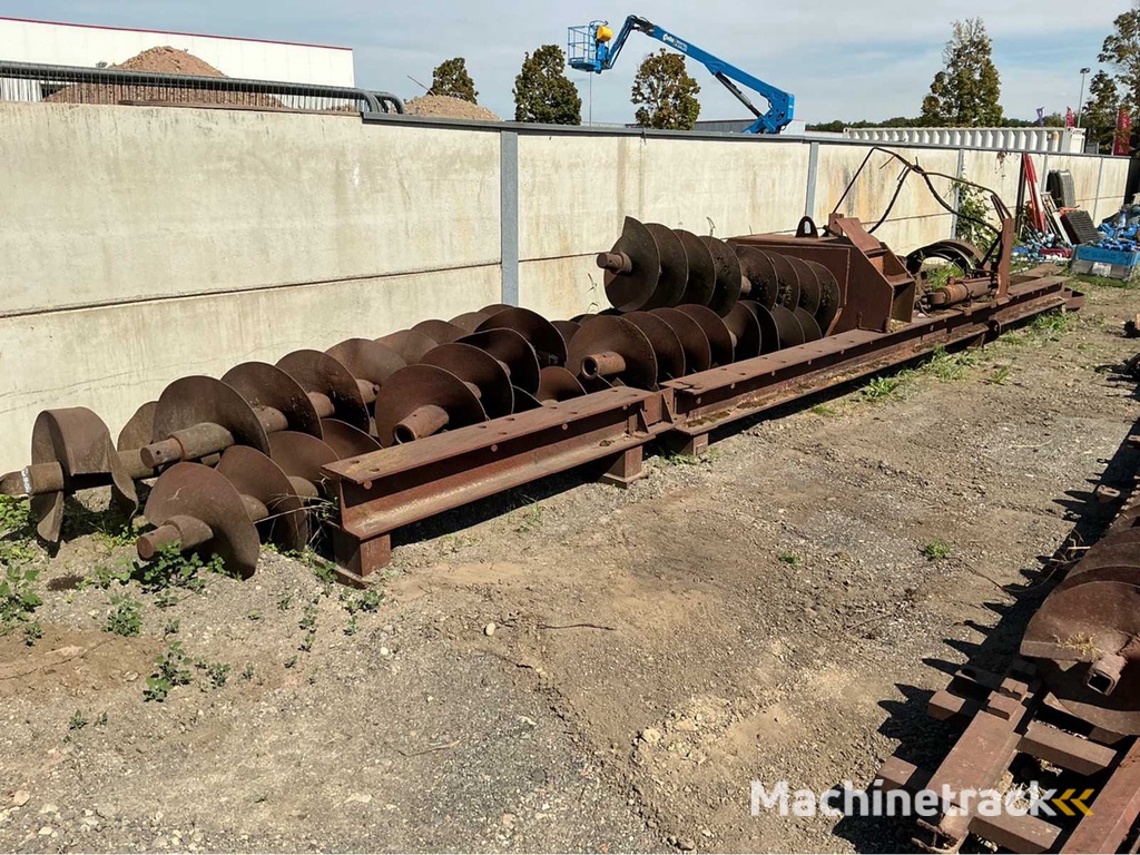 Boorinstallatie met spiralen en schot Horizontale boorinstallatie