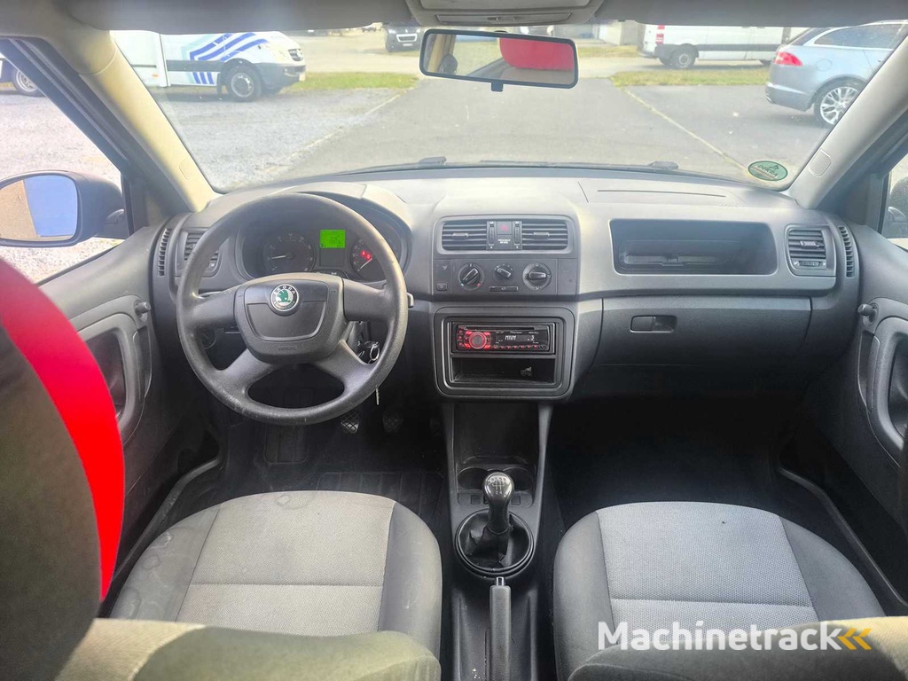 Skoda - 2011 - Fabia - Hatchback - Personenauto