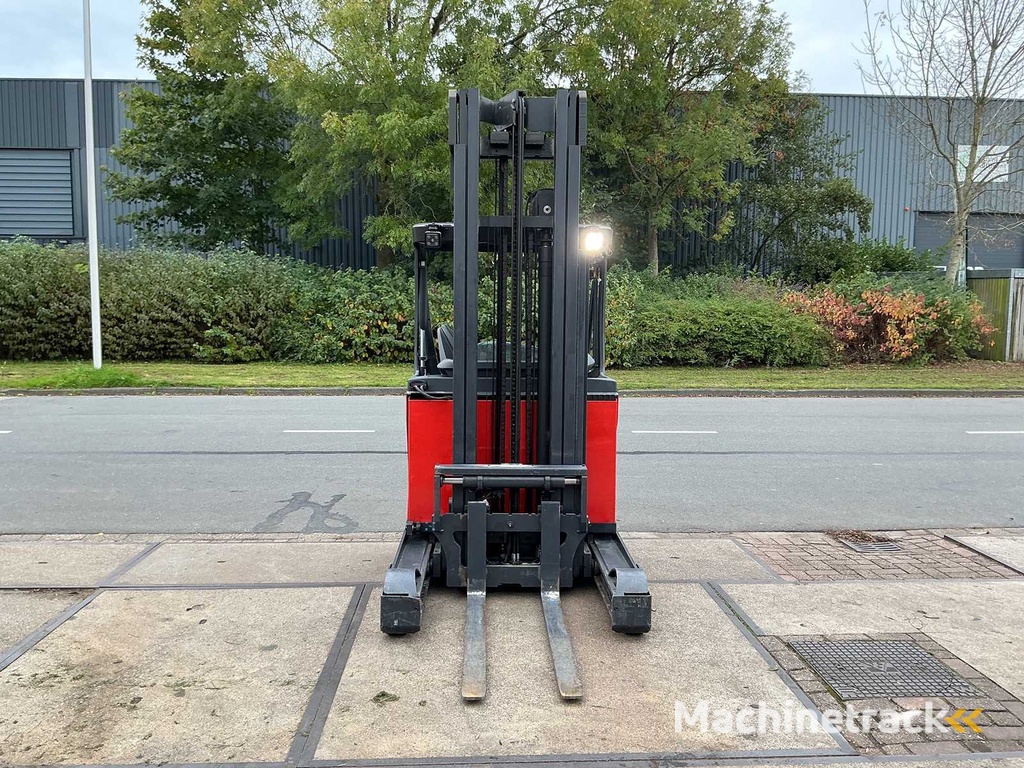 Linde - R16-01 - Schubmaststapler - 2015