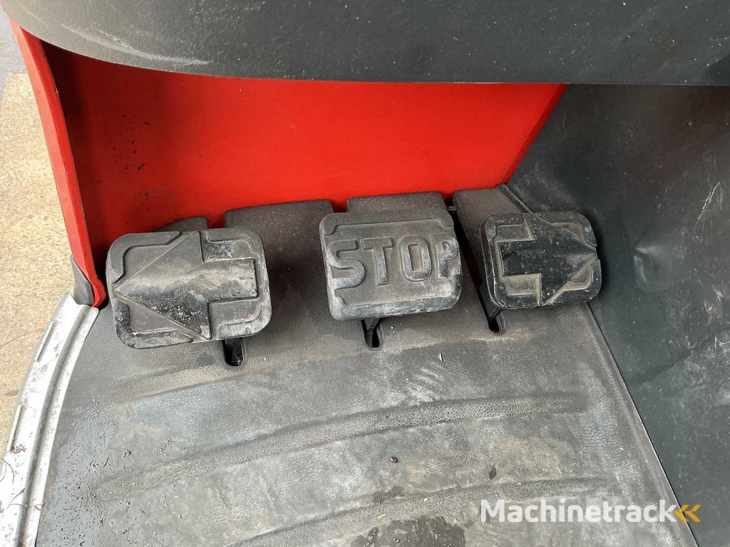 Linde - R16-01 - Schubmaststapler - 2015