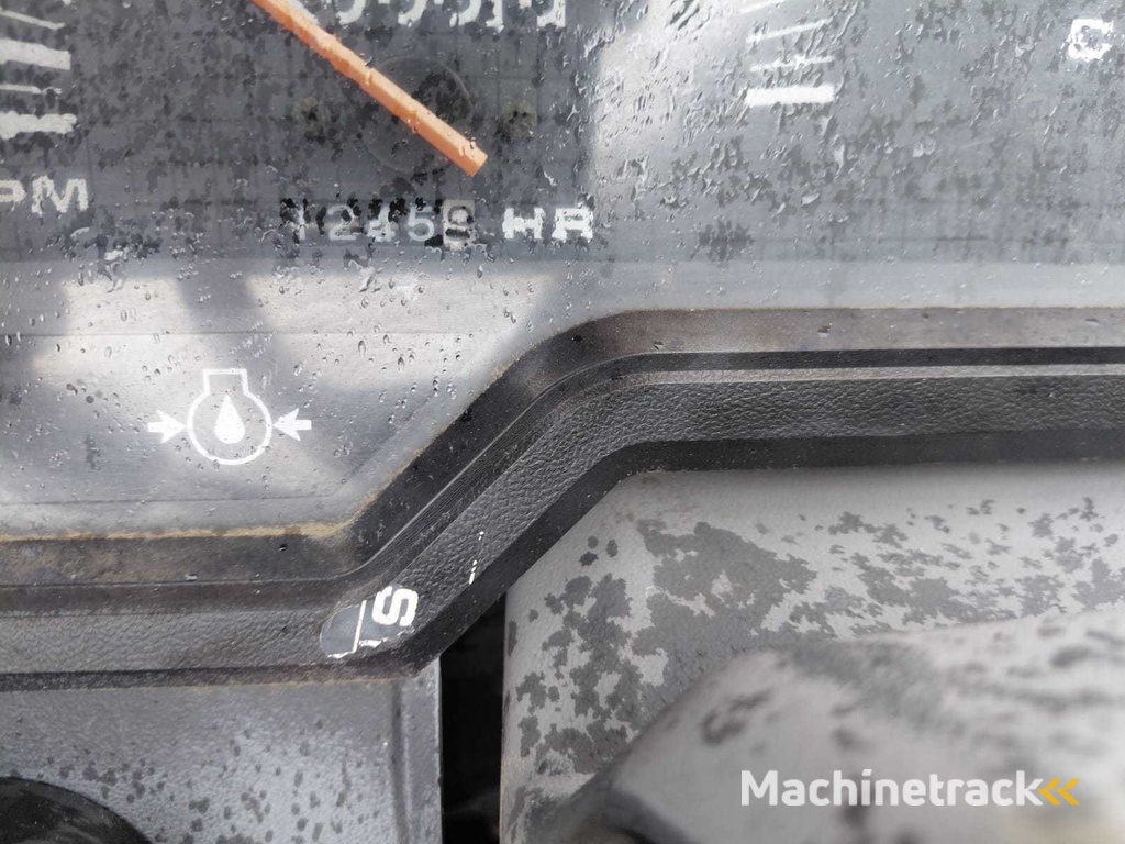 Kubota GT3 All-wheel drive mini tractor