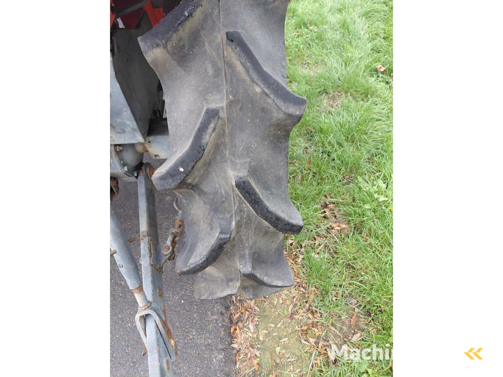 Kubota GT3 All-wheel drive mini tractor