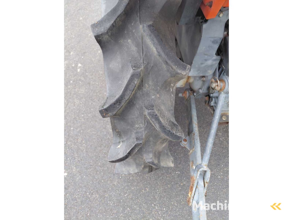 Kubota GT3 All-wheel drive mini tractor