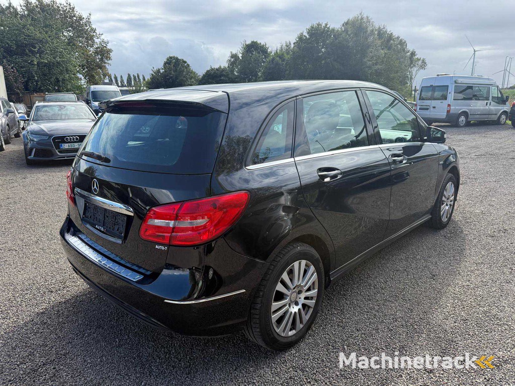 2012 Mercedes-Benz B 180