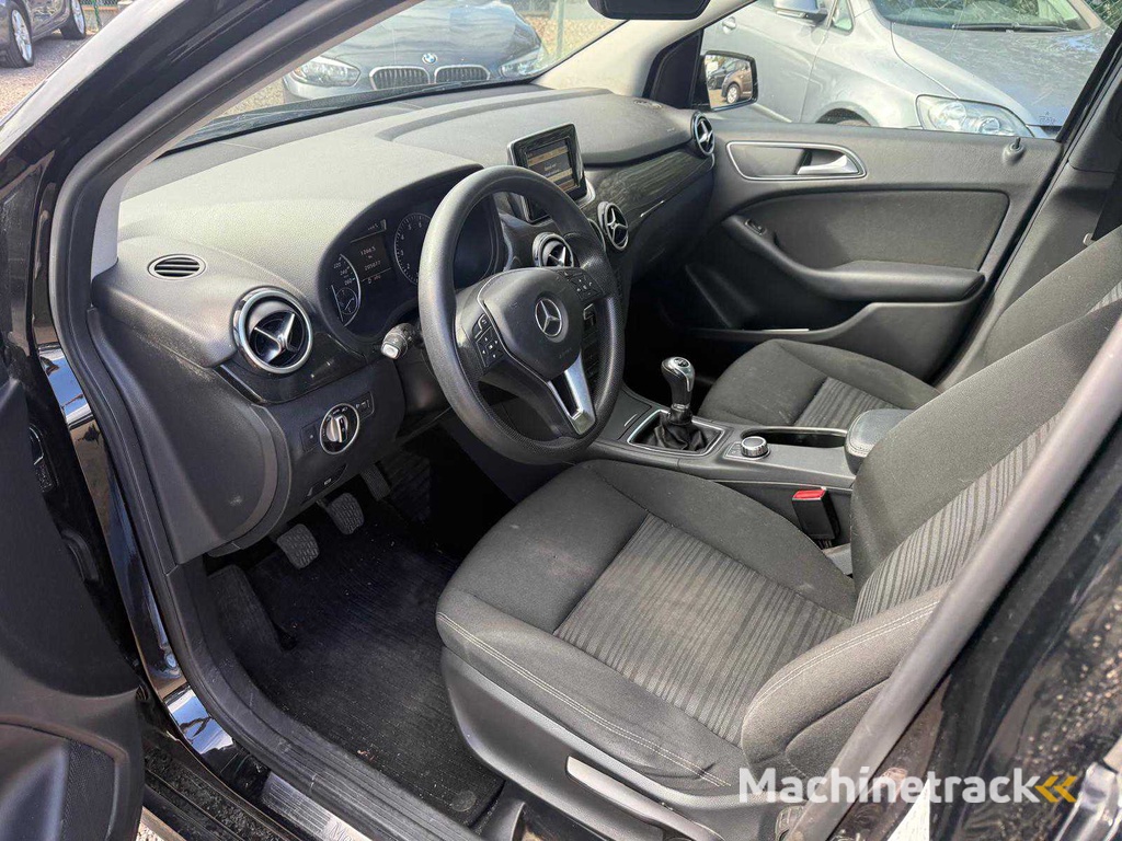2012 Mercedes-Benz B 180
