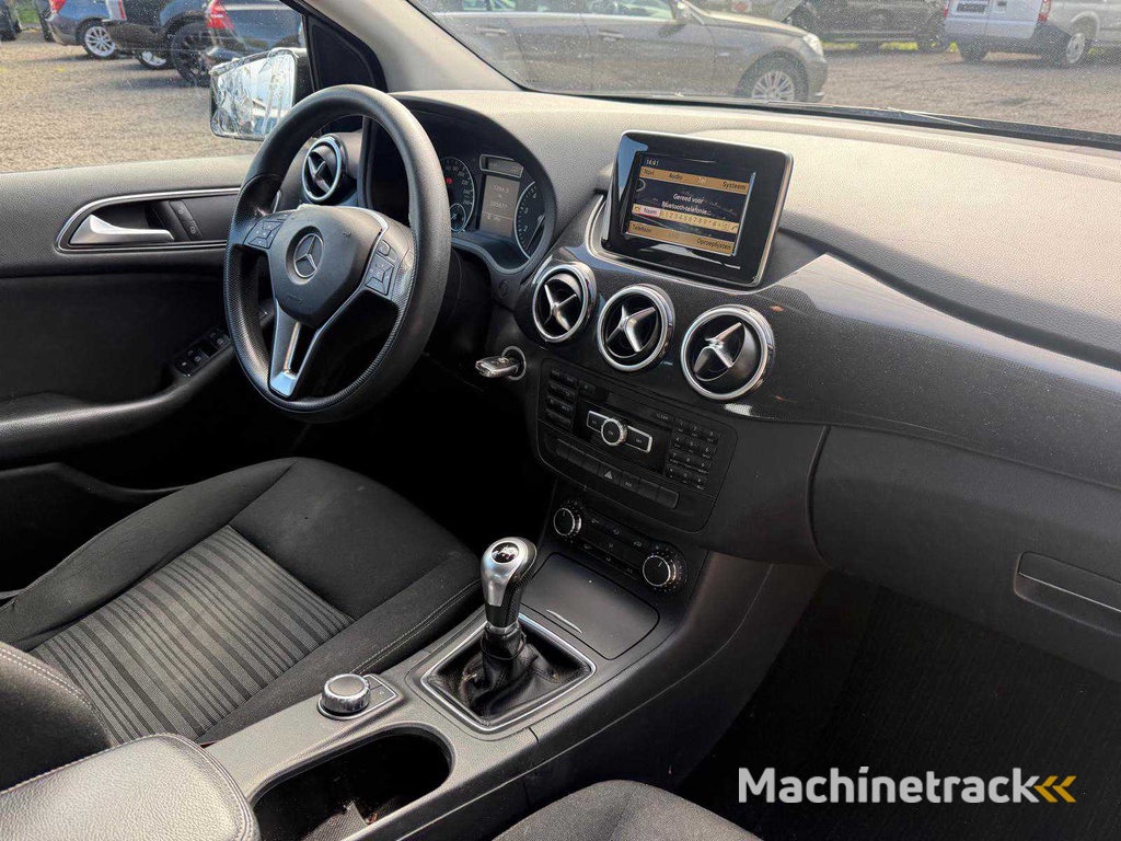 2012 Mercedes-Benz B 180