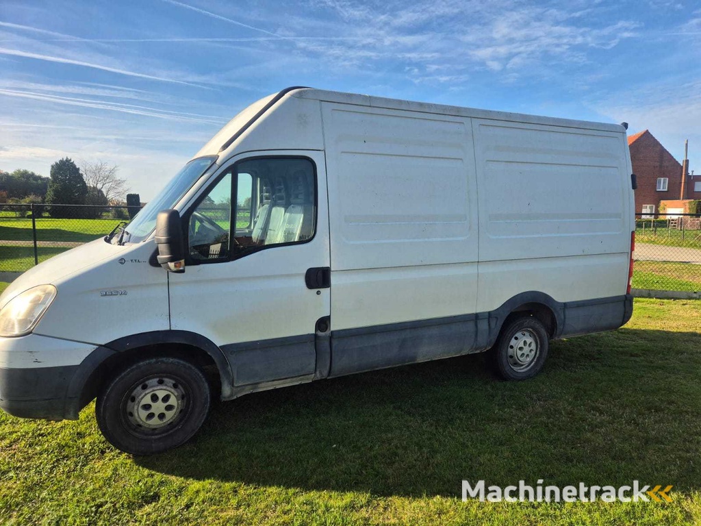 Iveco 35S14 Daily Bedrijfswagen 2009