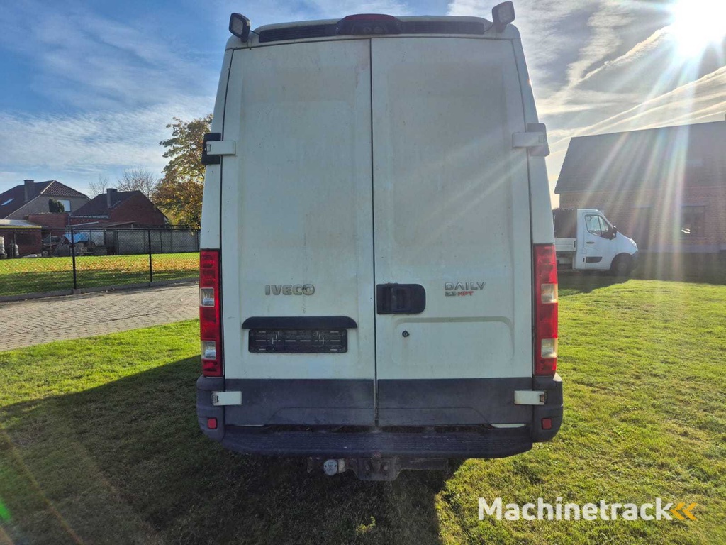 Iveco 35S14 Daily Bedrijfswagen 2009