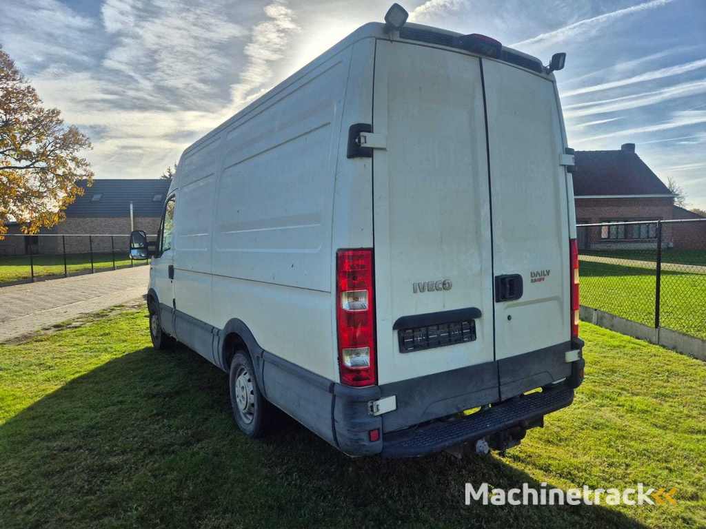 Iveco 35S14 Daily Bedrijfswagen 2009