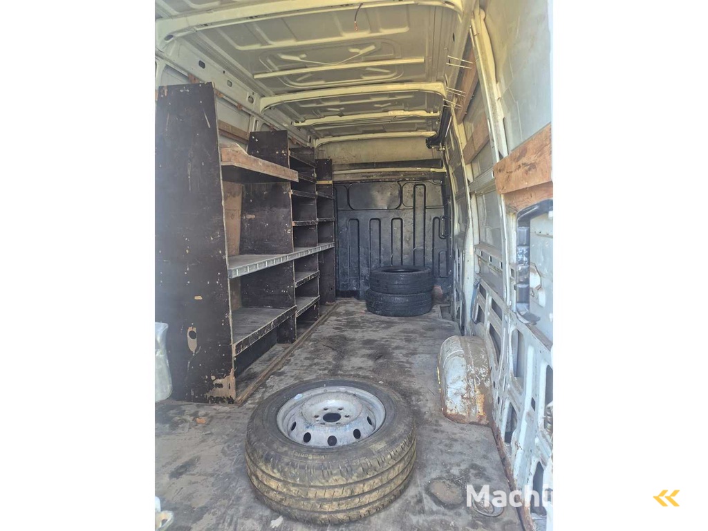 Iveco 35S14 Daily Bedrijfswagen 2009