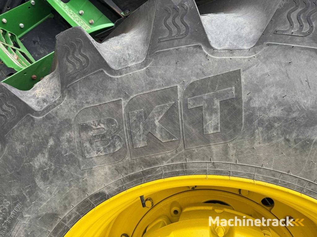 John Deere - 7280R - 4-Wheel Drive Tractor - 2012