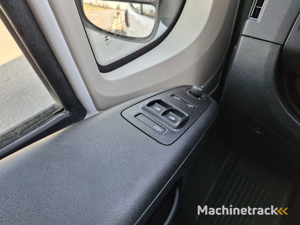 2023 Opel Movano Light Cargo