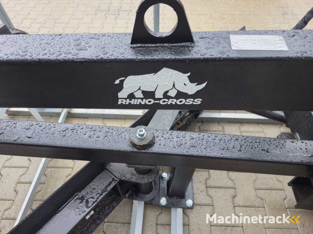 2025 Rhino-cross 243 cm Grader für Kompaktlader