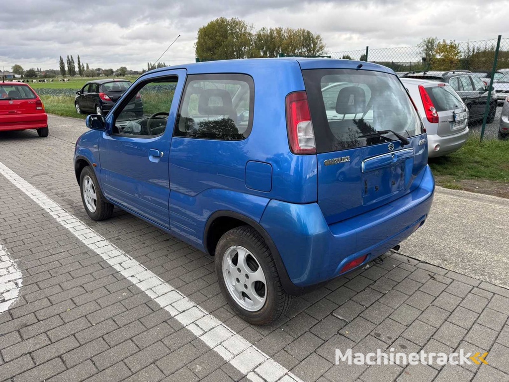 2003 Suzuki Ignis WTAK Personenauto