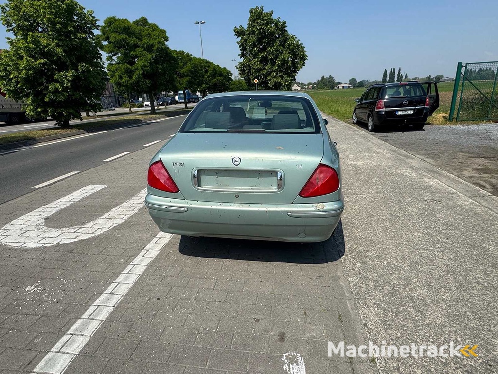 2002 Lancia Lybra