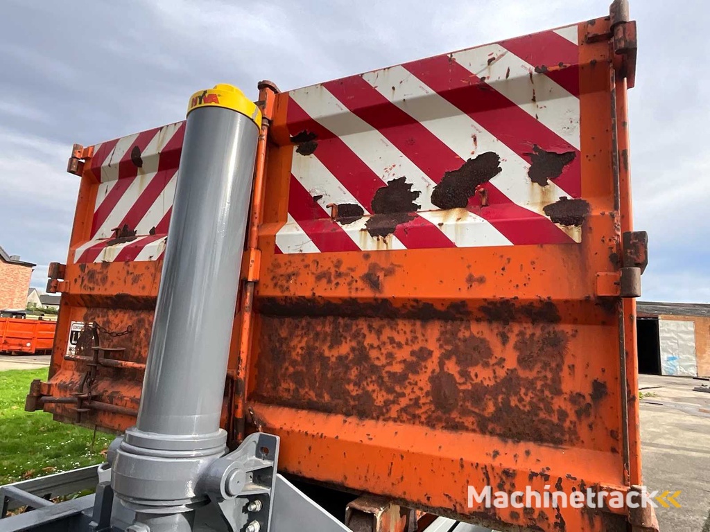 1994 Trouillet tipper trailer with container - overhauled ET2180