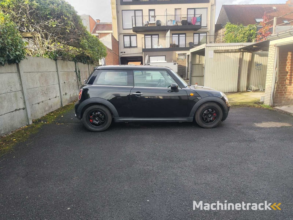 Mini Cooper - 2009