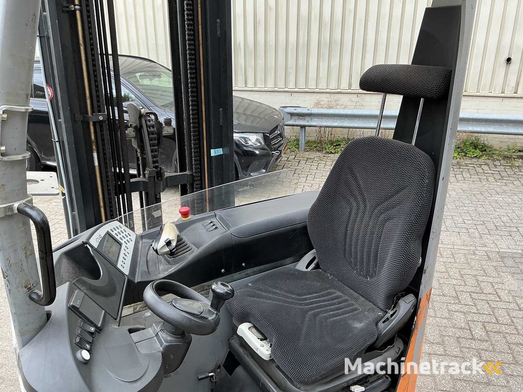 STILL - FMX-20 - Reach forklift - 2013