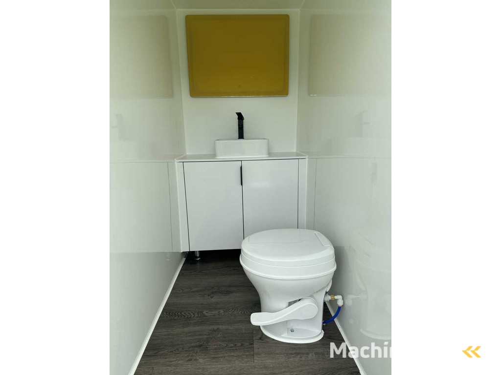 2024 2 Pers. 3966x2000x2784 Sanitairunit