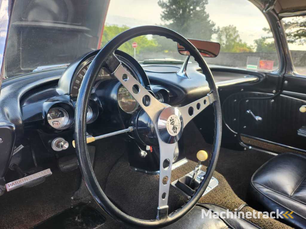 1961 Chevrolet Corvette C1 Oldtimer > 15
