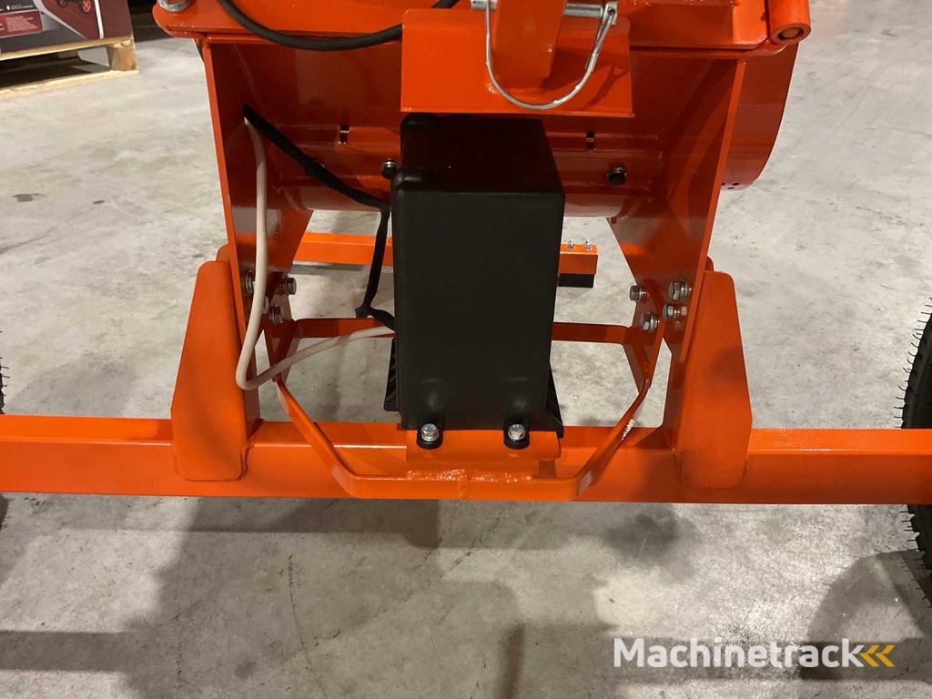 2025 RTE 6780 Wood Chipper