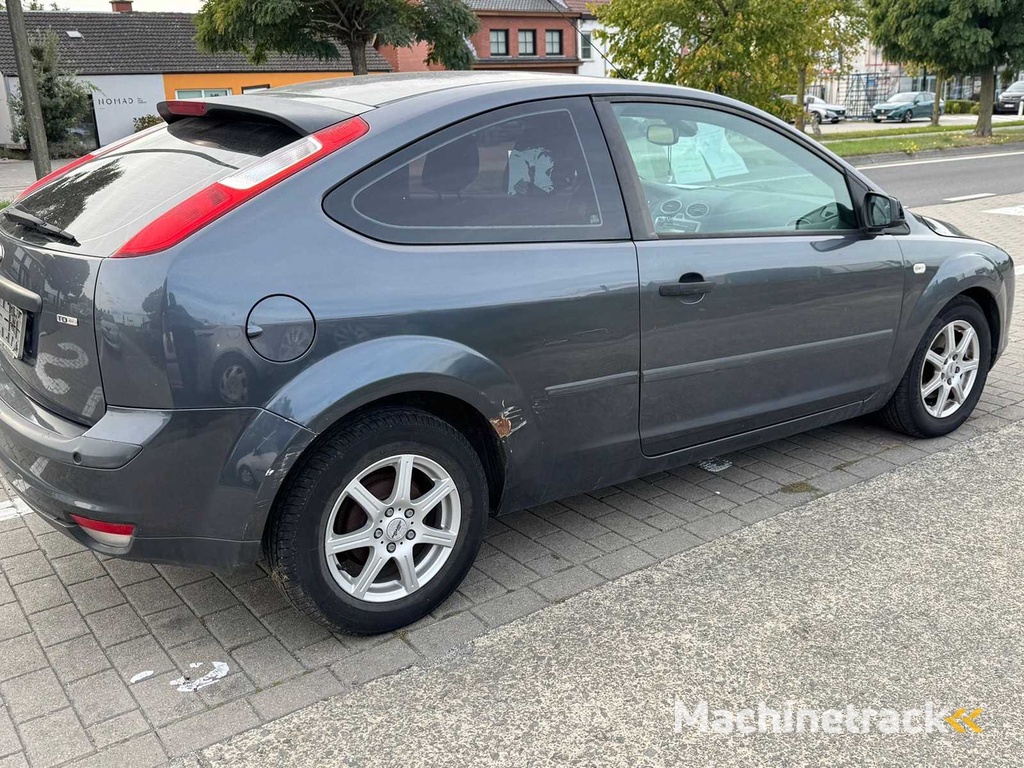 2005 Ford Focus Passenger Car