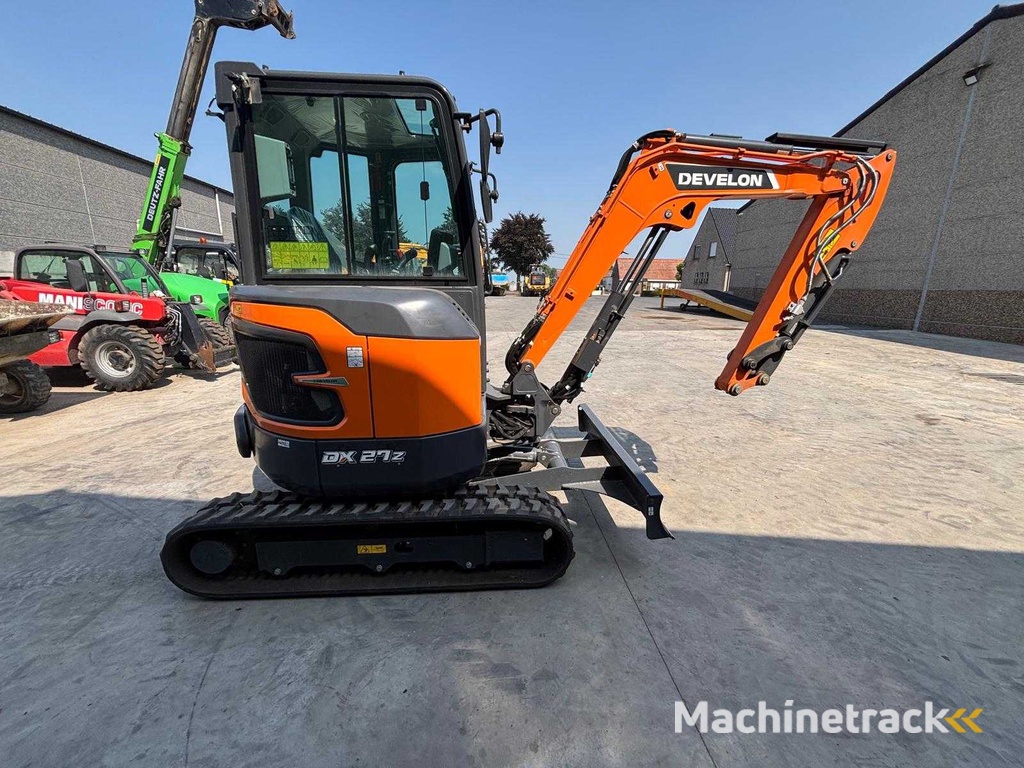Develon - 2024 - DX27Z-7 - Minigraafmachine