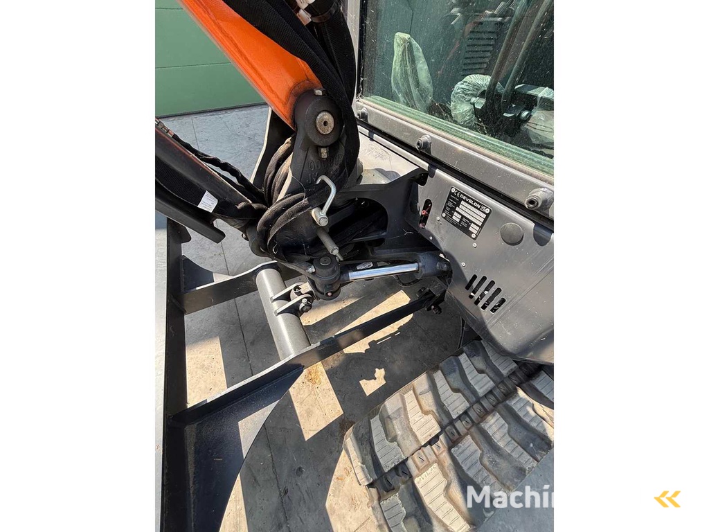 Develon - 2024 - DX27Z-7 - Minigraafmachine