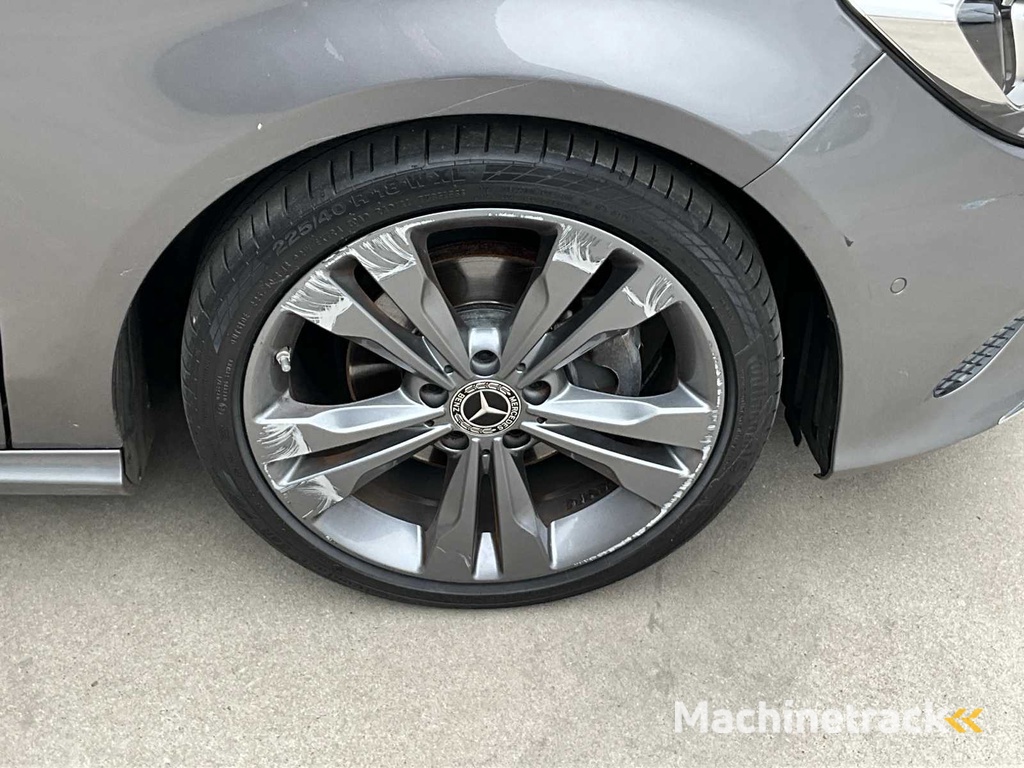 2017 Mercedes-Benz CLA 180