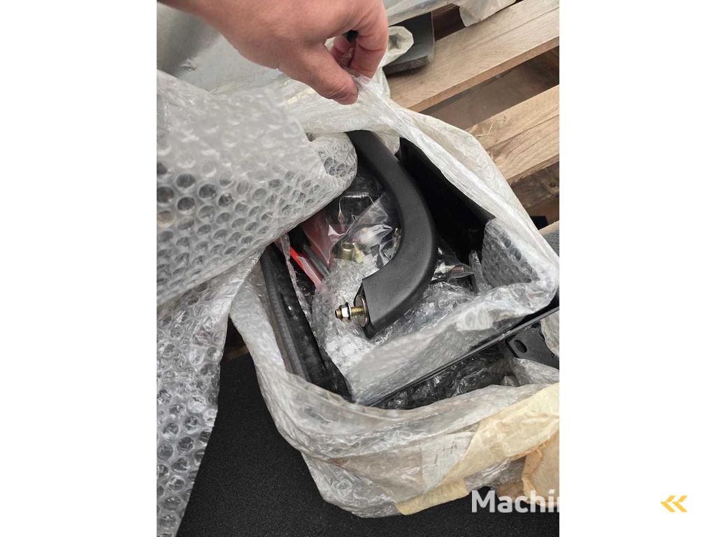 Kioti CS2610 Zubehör