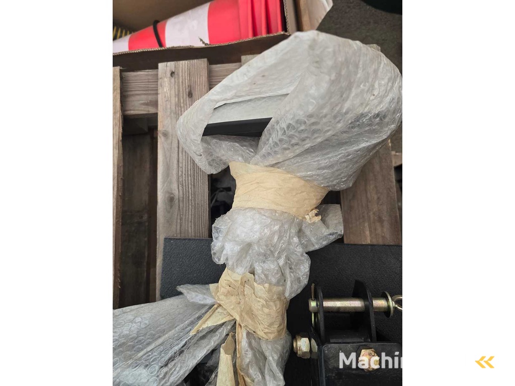 Kioti CS2610 Zubehör