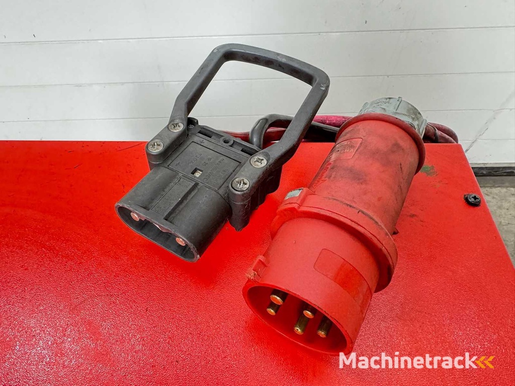 2014 Linde 80V 125Ah 760-1200Ah Heftruck Oplader Batterij Batterij