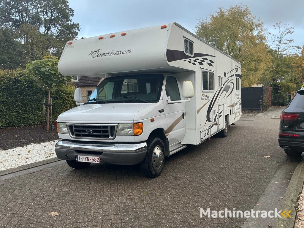 2006 Ford E450 Coachmen Camper