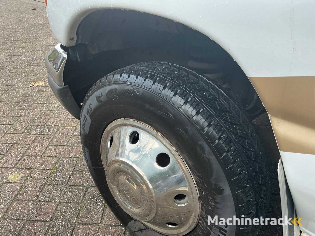 2006 Ford E450 Coachmen Camper