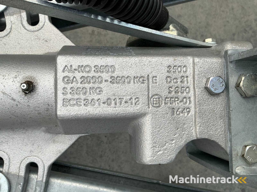 2023 JCS MAN350 Trailer