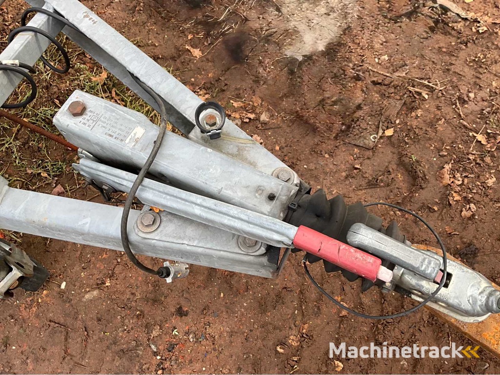 Braked trailer - 3000kg - with road plates