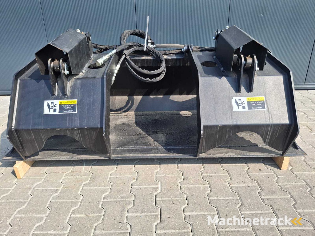 2025 Rhino-cross 72 inch grapple Bucket