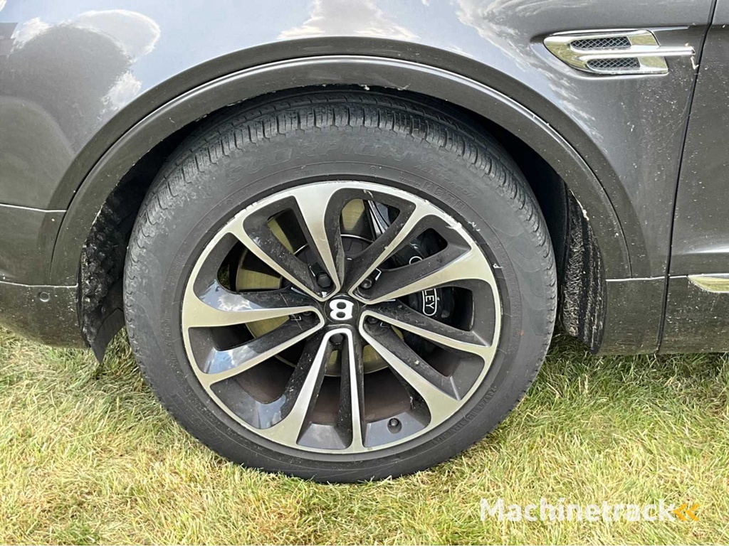 2017 Bentley Bentayga
