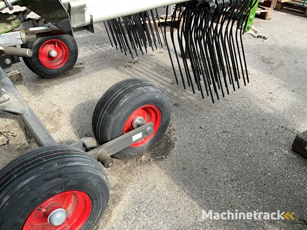 2023 Fendt Former 351 DN Helpaineur