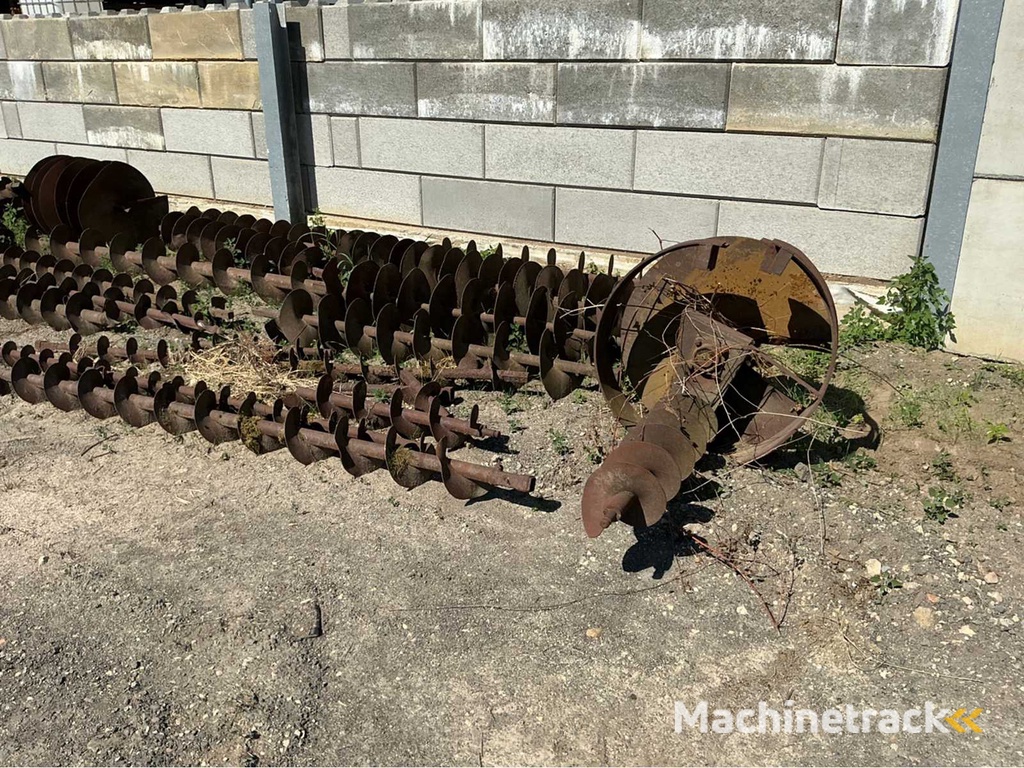 Boorinstallatie met spiralen