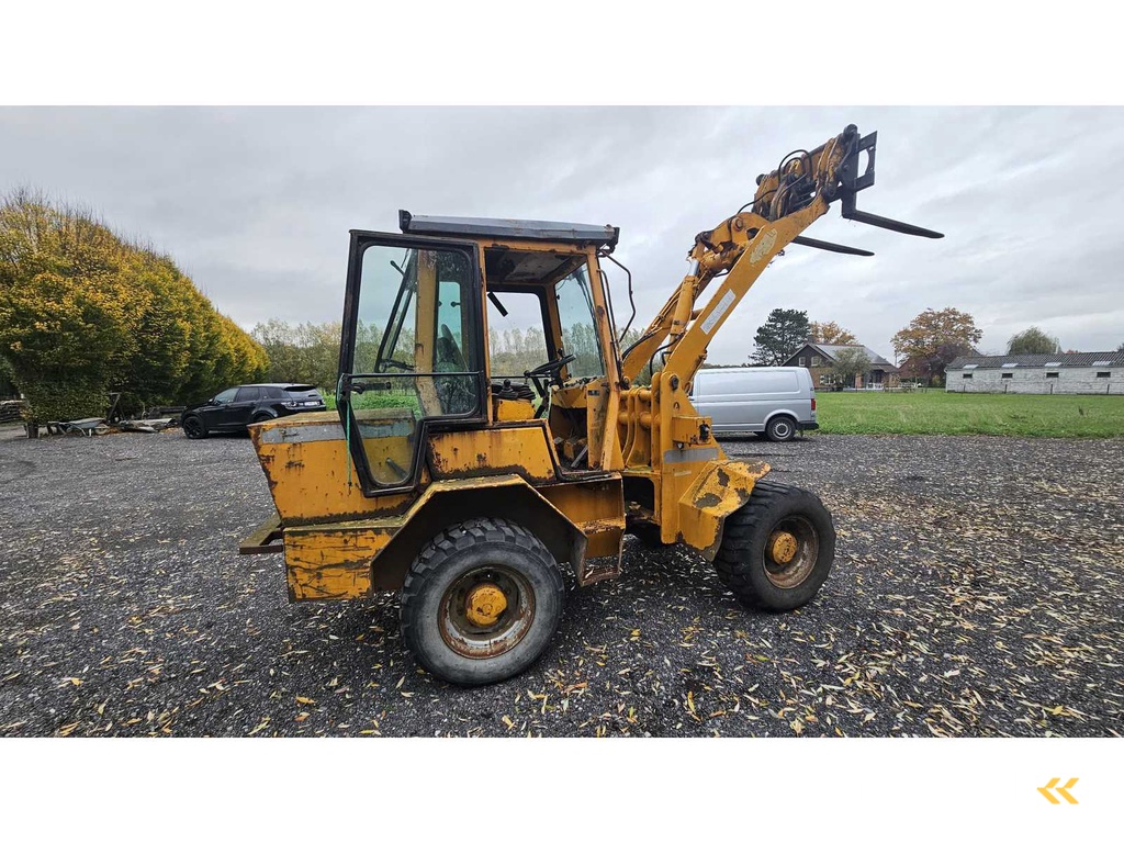Schaeffer 860 Skid Steer Loader