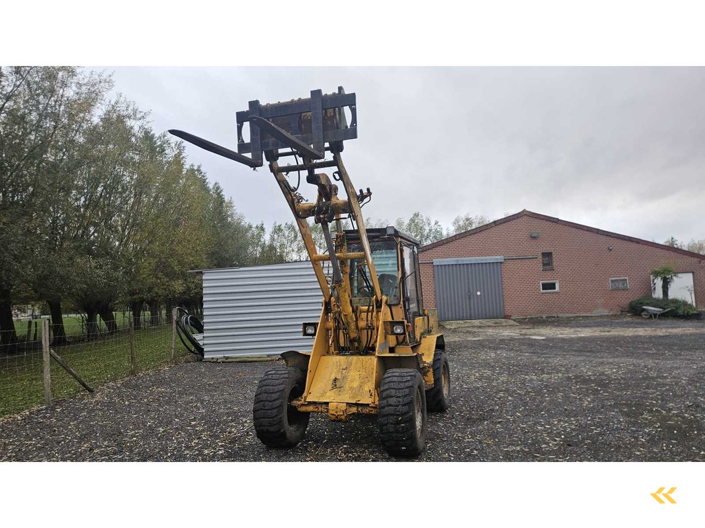 Schaeffer 860 Skid Steer Loader