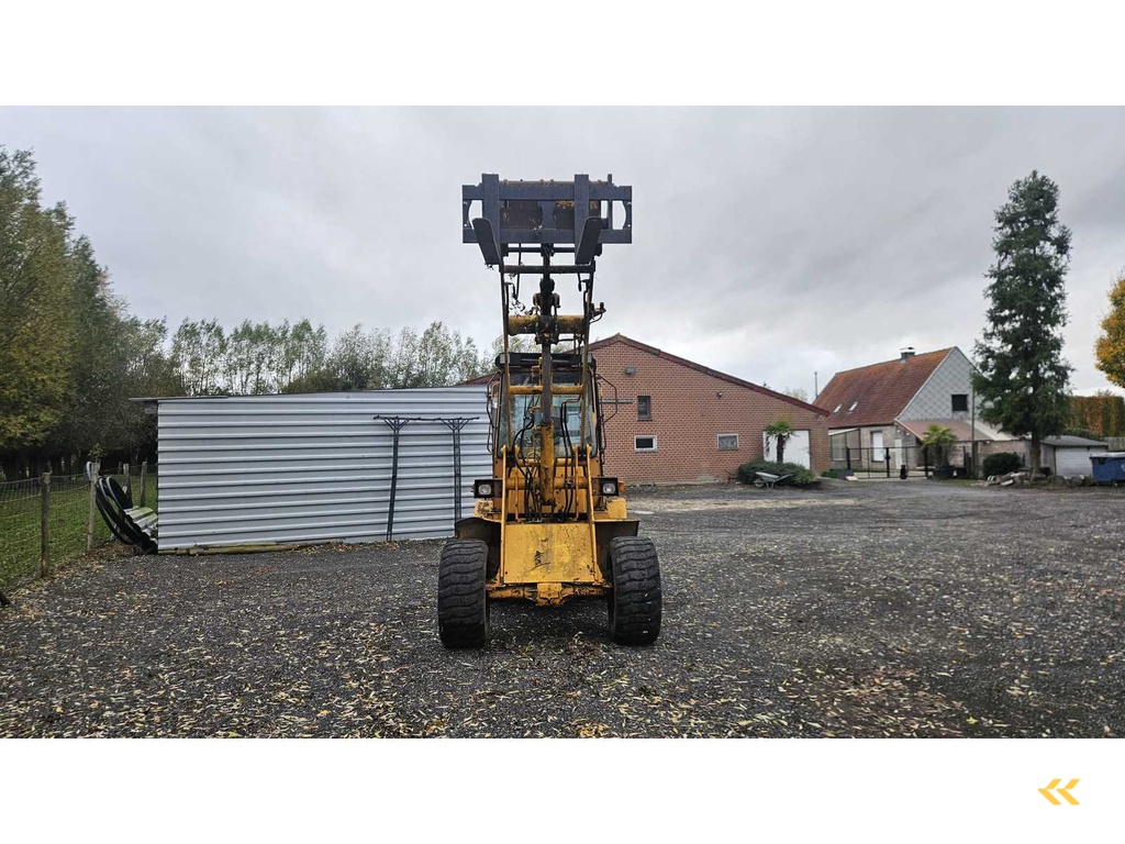 Schaeffer 860 Skid Steer Loader