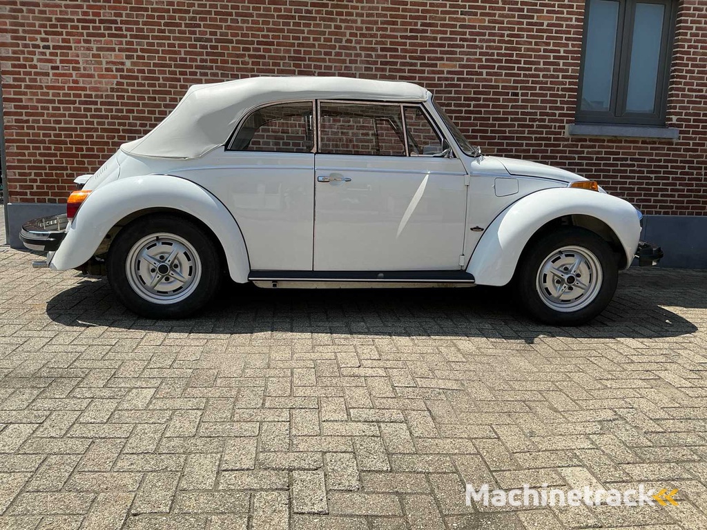 1978 Volkswagen Cabrio Kever 1.6 injectie white edition karmann Oldtimer