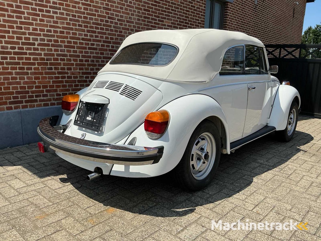 1978 Volkswagen Cabrio Kever 1.6 injectie white edition karmann Oldtimer