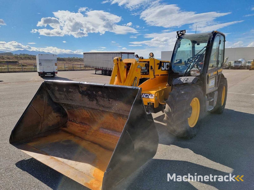 JCB 532-70 AGRI verreiker - 2019