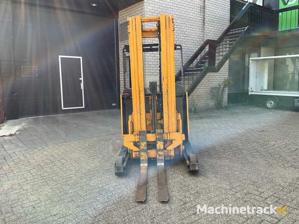 Jungheinrich - ETV A 13.5 GE - Reach forklift - 1993