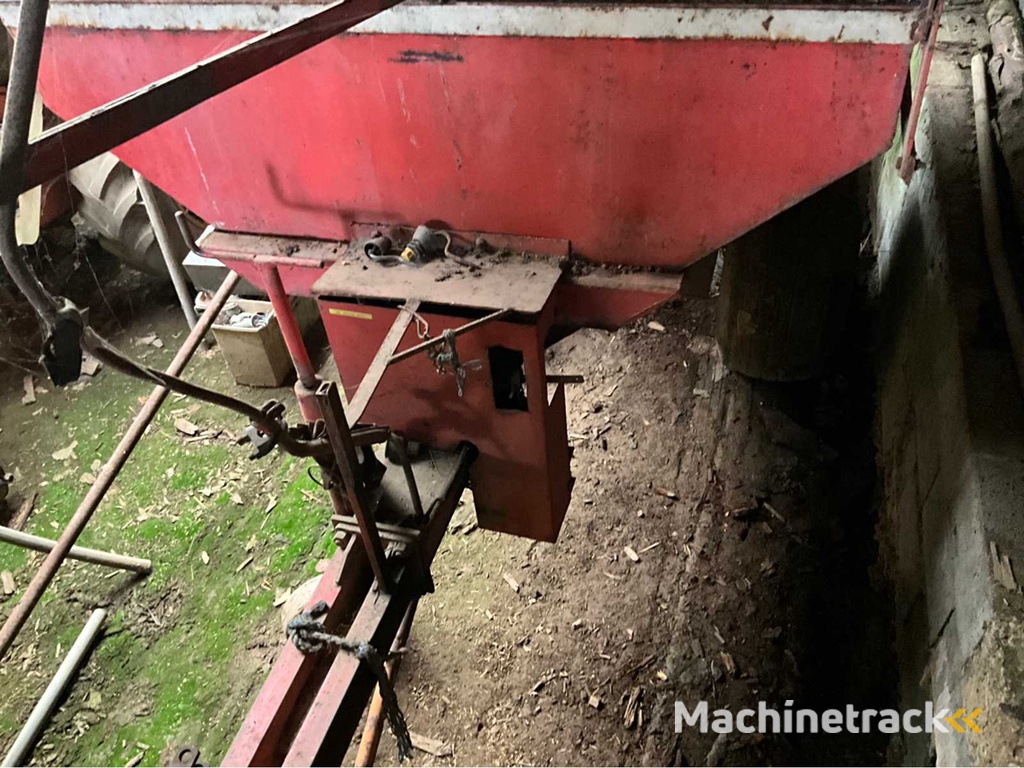 Zaaimachine voor kunstmest