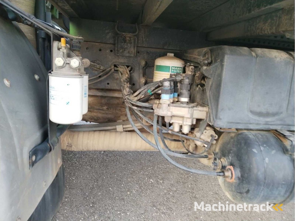 RENAULT M220.14C Maintance Truck - 2002